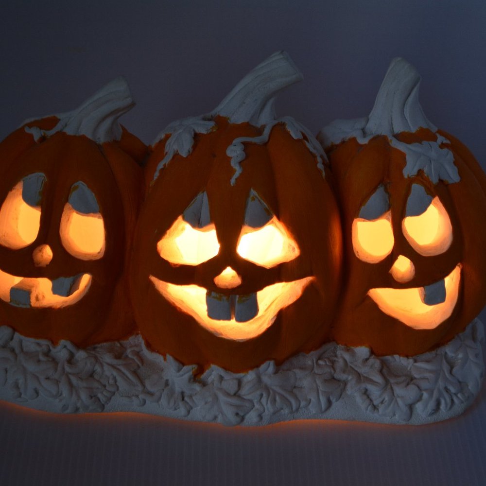 VTG Ceramic Bisque California Creations Painted Jack'O Lantern Pumpkins Light